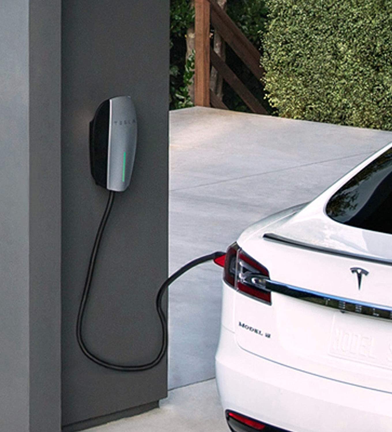 Tesla Enters EV Charger Market for Non-Tesla Vehicles