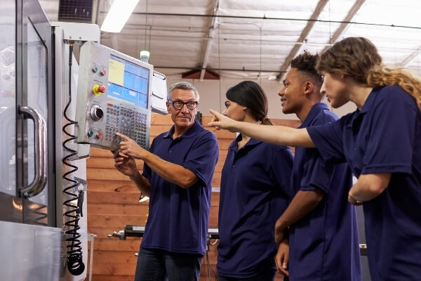 Intel Manufacturing Facility Technicians Apprenticeship Program Launched