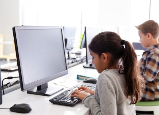 Intel Promotes Responsible AI Through U.S. Education Partnership