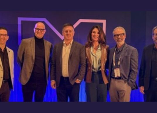 2026 Americas Reseller Momentum Award Goes to Arctiq at Nutanix .NEXT